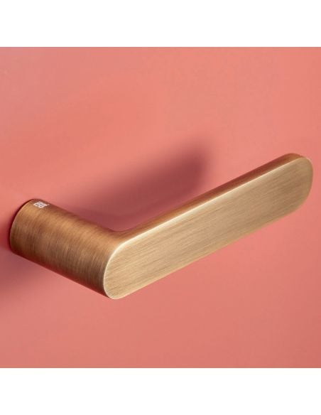 Maniglia per porta Pure Nuda Verum Italy senza rosetta