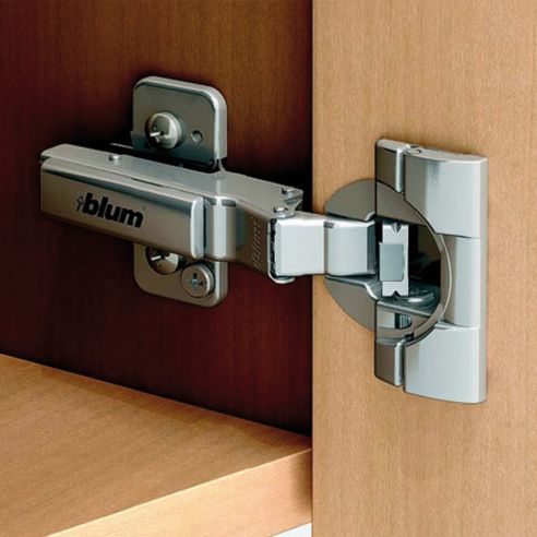 Cerniera Blum 79B3453 Clip Top Blumotion per mobili ad angolo -15 gradi III battuta a sormonto massima ammortizzata 110 gradi