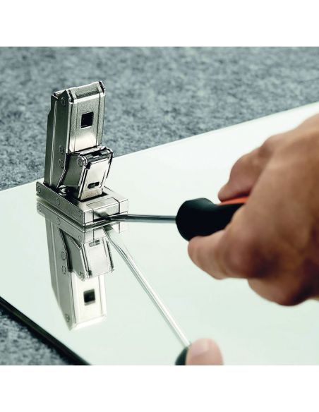 Cerniera per anta in vetro Blum 71B4500C Clip Top Blumotion ammortizzata apertura 110 gradi