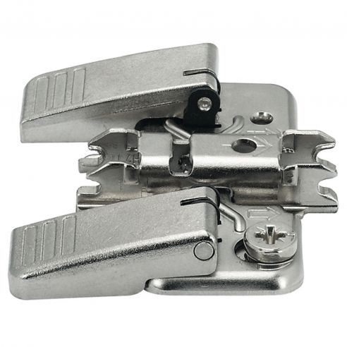 Basetta a croce Blum 174H7130I Clip spessore 3 mm con eccentrico montaggio INSERTA