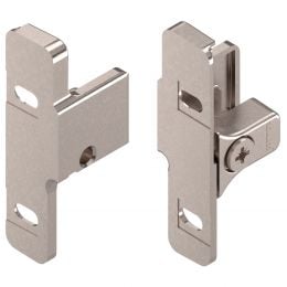 Attacco frontale destro e sinistro Blum Metabox ZSF.1510 per altezza spondina 54 mm montaggio con viti