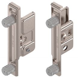 Attacco frontale destro e sinistro Blum Metabox ZSF.1800 per altezza spondina 86-118-150 mm montaggio EXPANDO diametro 10 mm