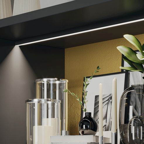 Profilo da applicare in alluminio nero anodizzato per strip LED fino a 8 mm Hafele Loox5 modello 2102 diffusore a filo