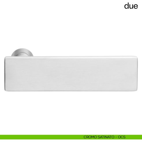 Maniglia per porta Due dnd handles con rosetta minimale Unico cromo satinato