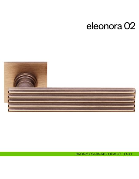 Maniglia per porta Eleonora 02 dnd handles con rosetta quadrata bronzo satinato opaco