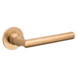 Maniglia per porta Isabella dnd Handles con rosetta fine