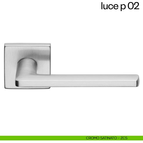 Maniglia per porta Luce P 02 dnd handles con rosetta quadrata cromo satinato