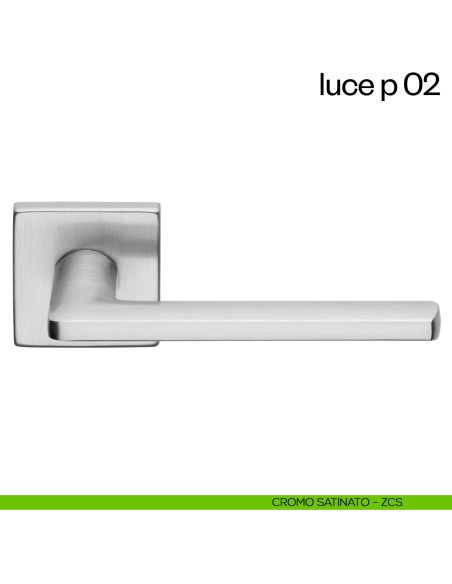 Maniglia per porta Luce P 02 dnd handles con rosetta quadrata cromo satinato