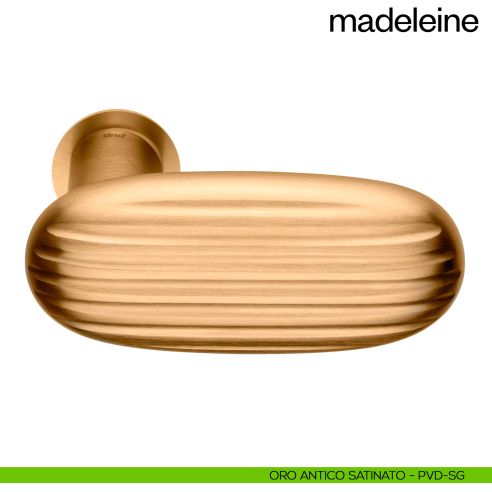Maniglia per porta Madeleine dnd Handles con rosetta minimale Unico oro antico satinato