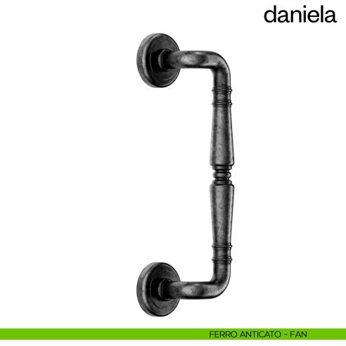 Maniglione per porta Daniela dnd Handles zancato singolo ferro anticato
