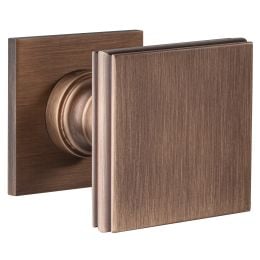 Pomello per porta Lucrezia 02 fisso dnd Handles