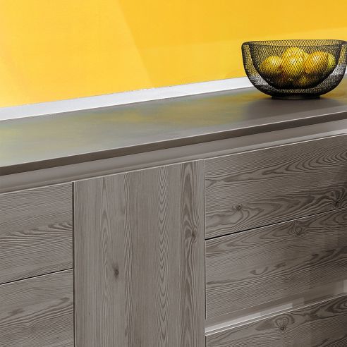 Emuca Alzatina triangolare per cucina Plasline con accessori per installazione., 2,35 m, Anodizzato satinato