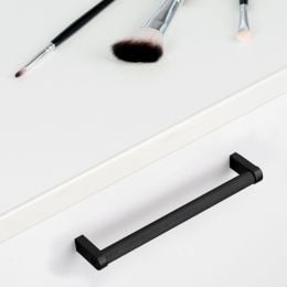 Emuca Lotto di 5 maniglie per mobili Bergen, L141mm, interasse 128mm, Alluminio, Verniciato nero 2