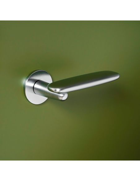 Maniglia per porta Dolmen Olivari