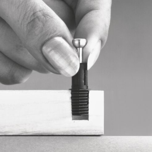 Perno ad aspansione per mobile Hafele Minifix C100 per foratura diametro 10 mm