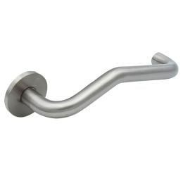 Maniglia in acciaio Stoccolma Z15 Reguitti Inox su rosetta