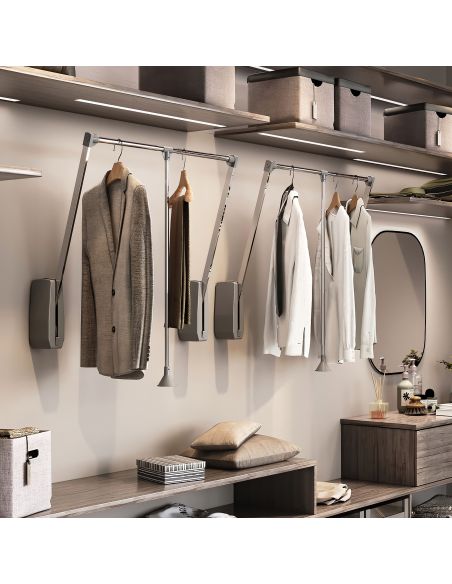 Emuca Appendiabiti da parete Hang, larghezza regolabile 600-830 mm, Acciaio e Tecnoplastica, Cromato lucido