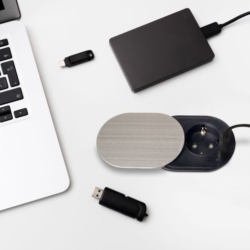 Emuca Multiconnettore con coperchio scorrevole Vertikal Flat 60, diametro 60 mm, 1 presa Schuko, 1 USB Tipo A, 1 USB Tipo C