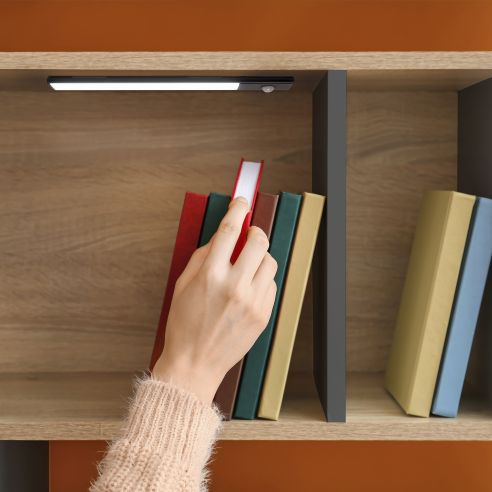 Emuca Lampada LED ricaricabile con USB Kaus Black con sensore di movimento, L240mm, Tecnoplastica e Alluminio, Verniciato nero