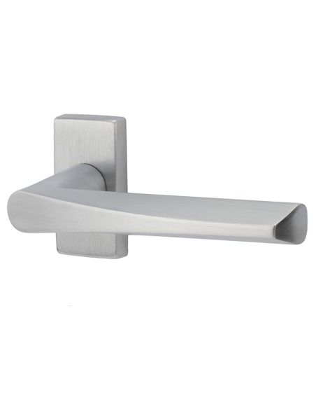 Maniglia per porta Golf J15 Reguitti con rosetta rettangolare