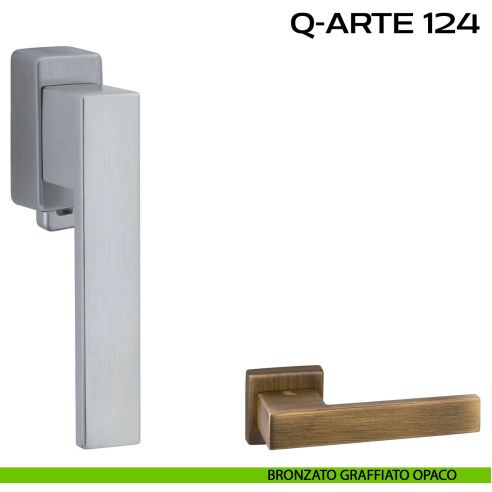Maniglia per finestra DK con pulsante su placca Q-Arte 124 Reguitti bronzato graffiato opaco