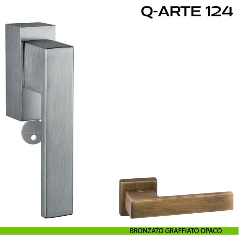Maniglia per finestra martellina DK con chiave Q-Arte 124 Reguitti bronzato graffiato opaco