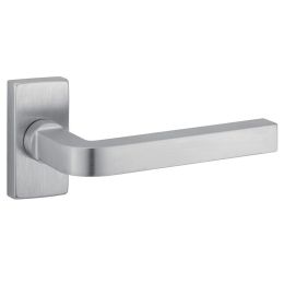 Maniglia per porta Q-Line 194 Reguitti con rosetta rettangolare