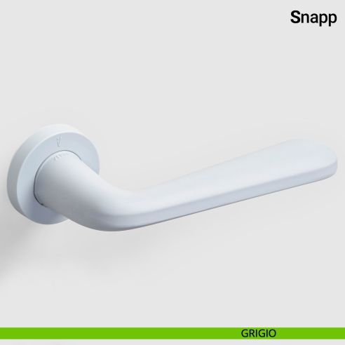 Maniglia porta Snapp Verum Italy realizzata in plastica riciclata - grigio