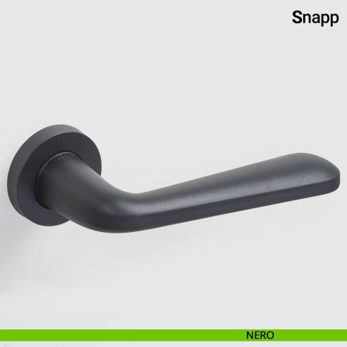 Maniglia porta Snapp Verum Italy realizzata in plastica riciclata - nero