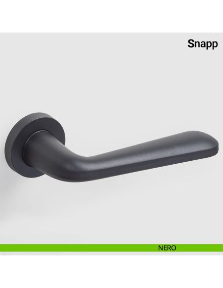 Maniglia porta Snapp Verum Italy realizzata in plastica riciclata - nero