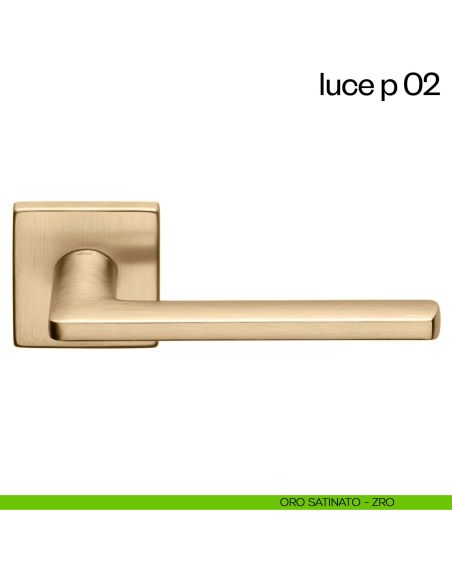 Maniglia per porta Luce P 02 dnd handles con rosetta quadrata ORO