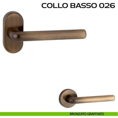 Maniglia per porta Collo Basso 026 Reguitti con rosetta ovale