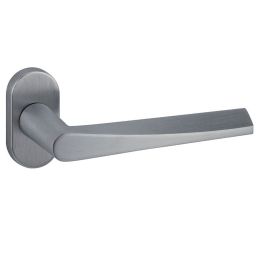 Maniglia per porta Golf J15 Reguitti con rosetta ovale