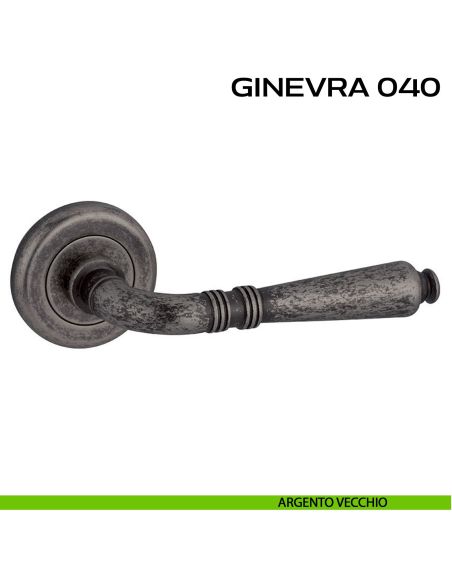 Maniglia per porta Ginevra 040 Reguitti con rosetta ad avvitare argento
