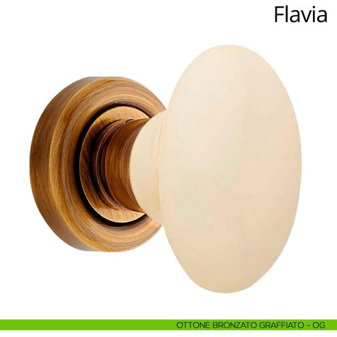 Pomello per porta girevole con porcellana avorio Flavia Linea Calì ottone graffiato opaco