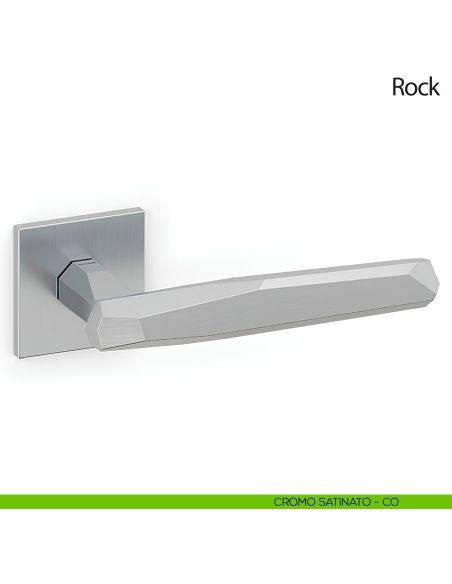 Maniglia per porta Rock Olivari con rosetta quadrata bassa satinato