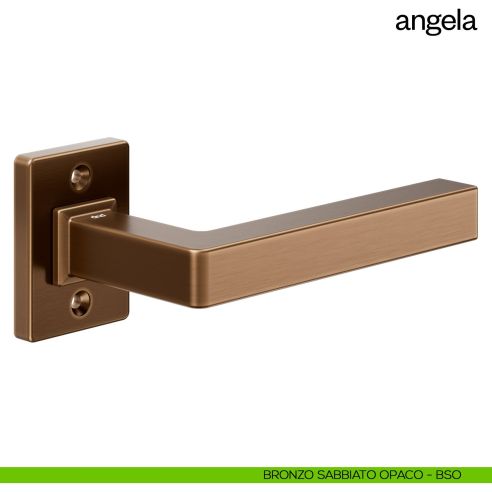 Maniglia per porta Angela Dnd Handles con rosetta quadrata bronzo