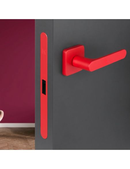 Kombo Box Colombo Design con maniglia OneQ e Serratura SpinOff Krona Koblenz strawberry red