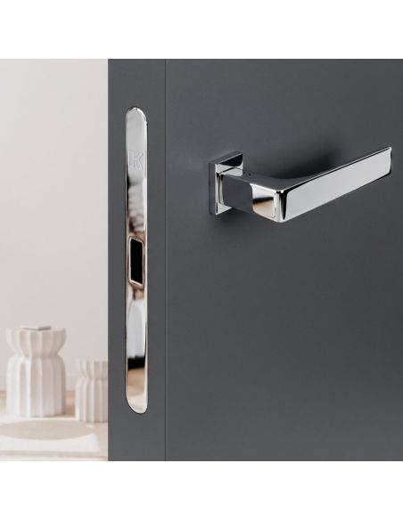 Kombo Box Colombo Design con maniglia Robocinque S minimale e Serratura SpinOff Krona Koblenz cromo