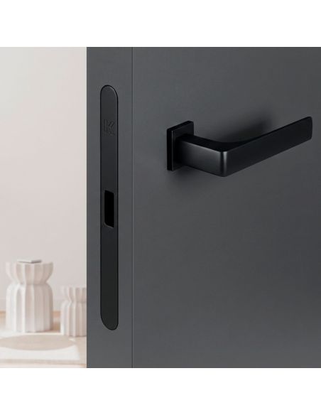 Kombo Box Colombo Design con maniglia Robocinque S minimale e Serratura SpinOff Krona Koblenz neromat