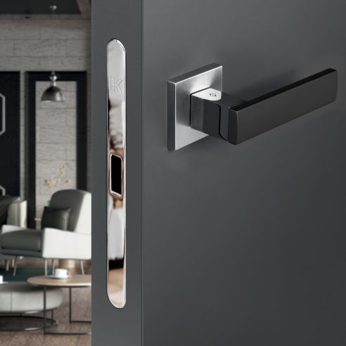 Kombo Box Colombo Design con maniglia Alba e Serratura SpinOff Krona Koblenz cromo/neromat