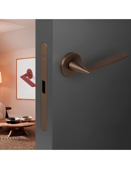 Kombo Box Colombo Design con maniglia Laconica e Serratura SpinOff Krona Koblenz umber bronze