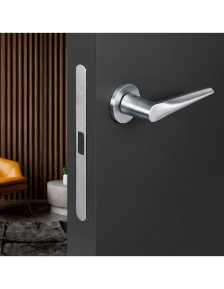 Kombo Box Colombo Design con maniglia Peak e Serratura SpinOff Krona Koblenz cromat