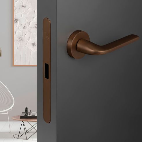 Kombo Box Colombo Design con maniglia Roboquattro e Serratura SpinOff Krona Koblenz umber bronze