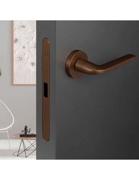 Kombo Box Colombo Design con maniglia Roboquattro e Serratura SpinOff Krona Koblenz umber bronze