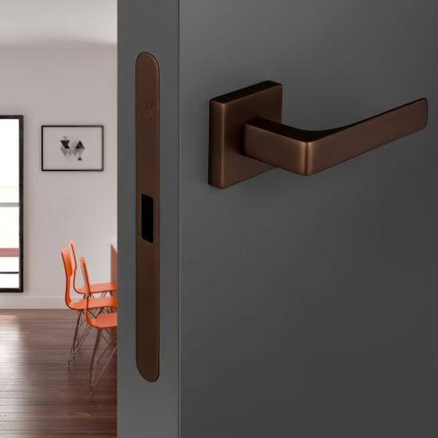 Kombo Box Colombo Design con maniglia Robocinque S e Serratura SpinOff Krona Koblenz umber bronze