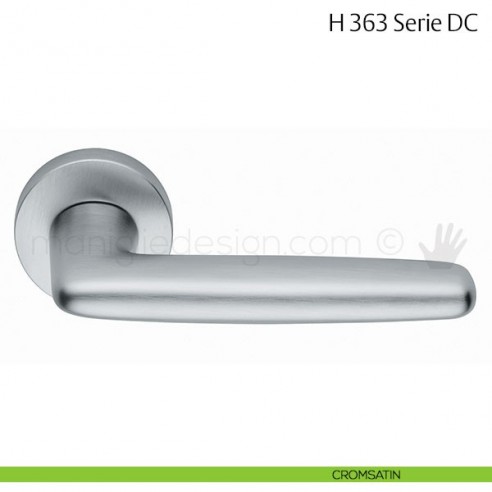 Maniglia per porta H 363 DC Fusital cromsatin