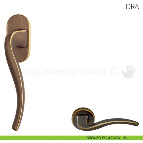 Maniglia per finestra martellina DK Idra Mandelli bronzo scultura