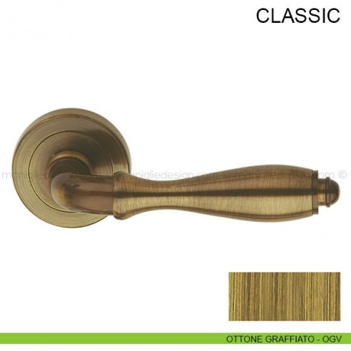 Maniglia per porta Classic Pasini ottone graffiato