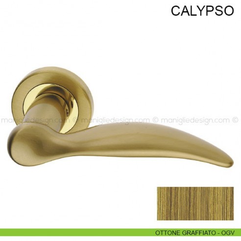 Maniglia per porta Calypso Pasini ottone graffiato